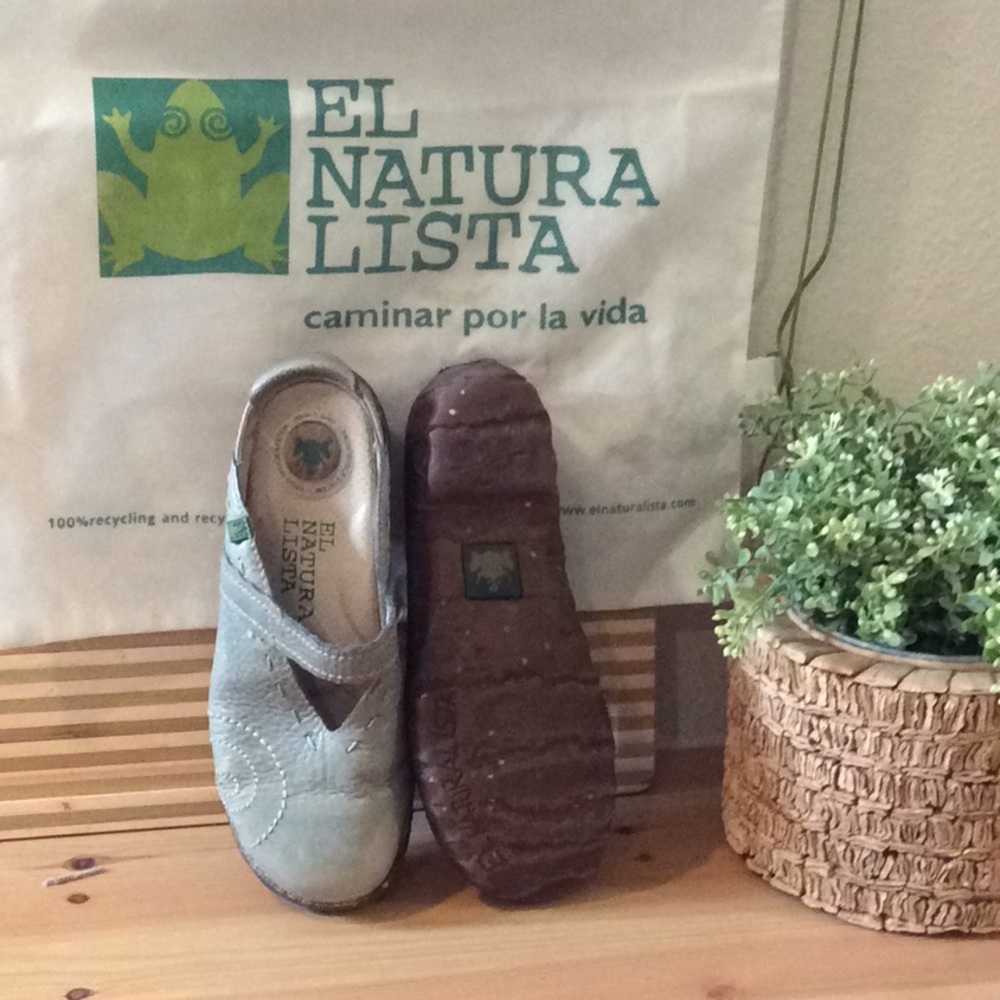 El Naturalista High Quality leather walking shoes